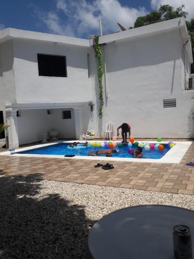 Hotel Napoles Barahona 외부 사진